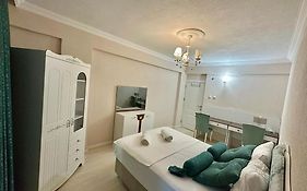 Mina Residence